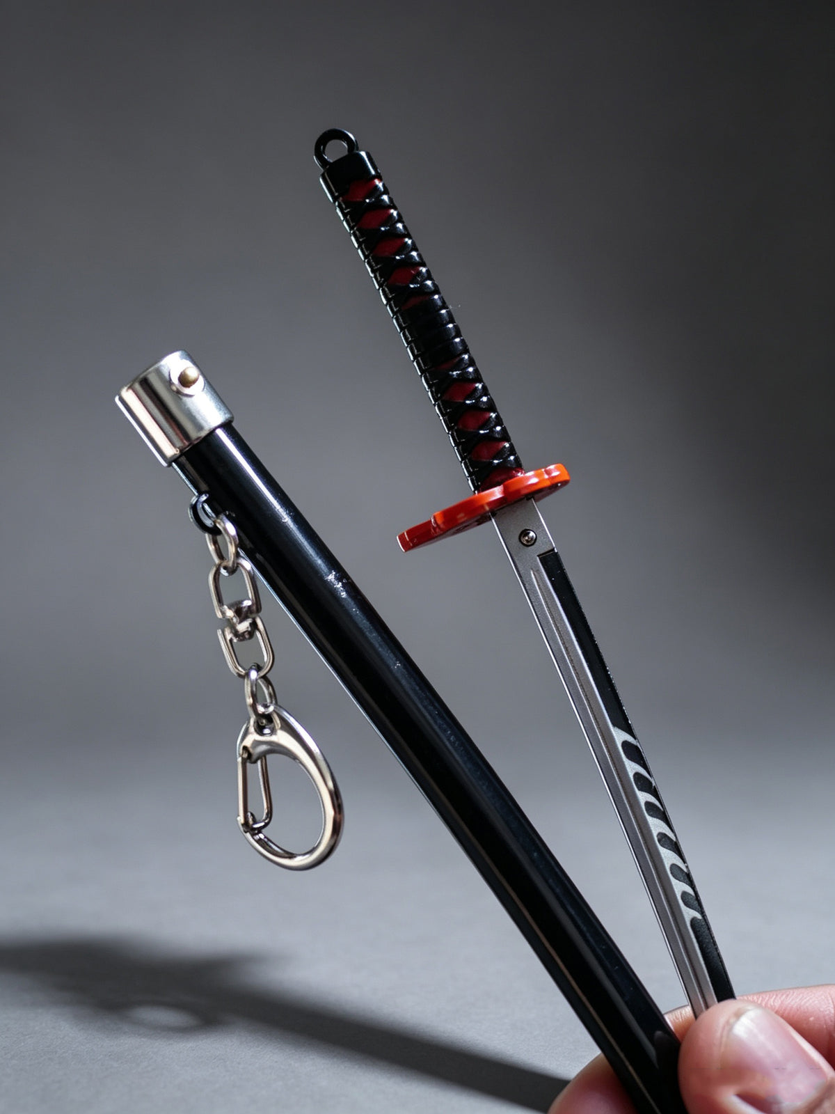 YP Katana Demon Slayer Tanjiro Kamado 3rd Gen Nichirin 23cm Metal Katana Keychain Replica